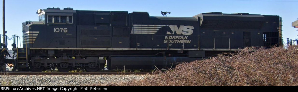 NS 1076